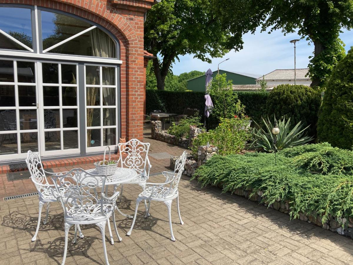 Landhausidyll Ferienwohnung Grundshagen Esterno foto